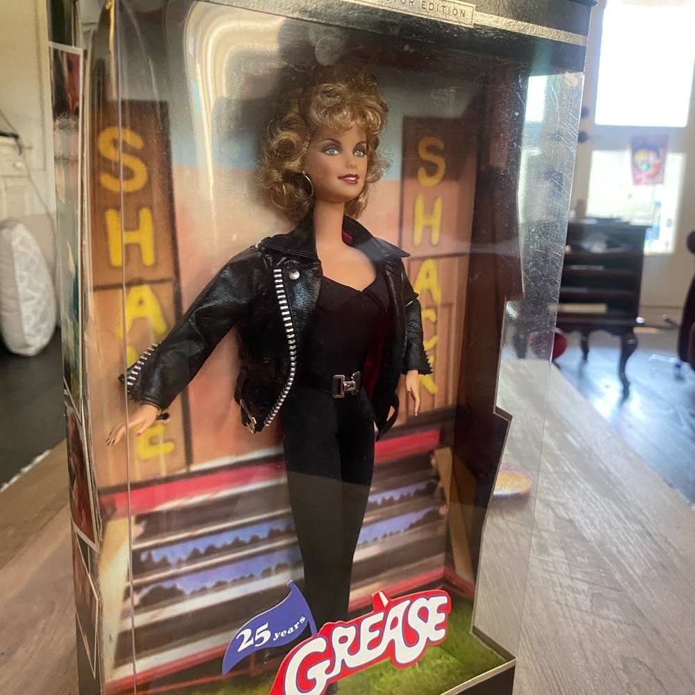 Grease 25th Anniversary Doll in Black Outfit - Picture 2 of 6